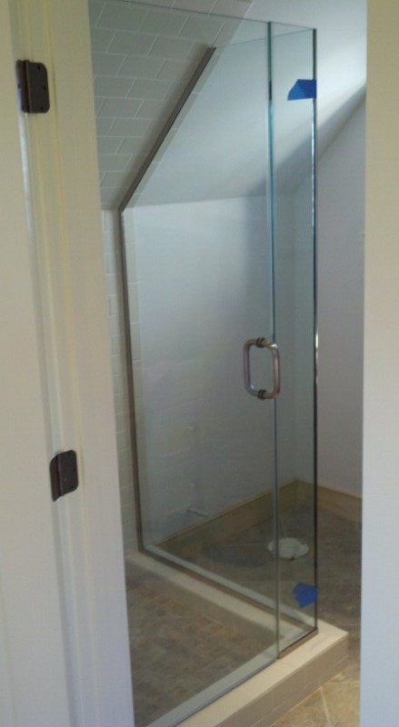 Frameless door , panel and Angle return